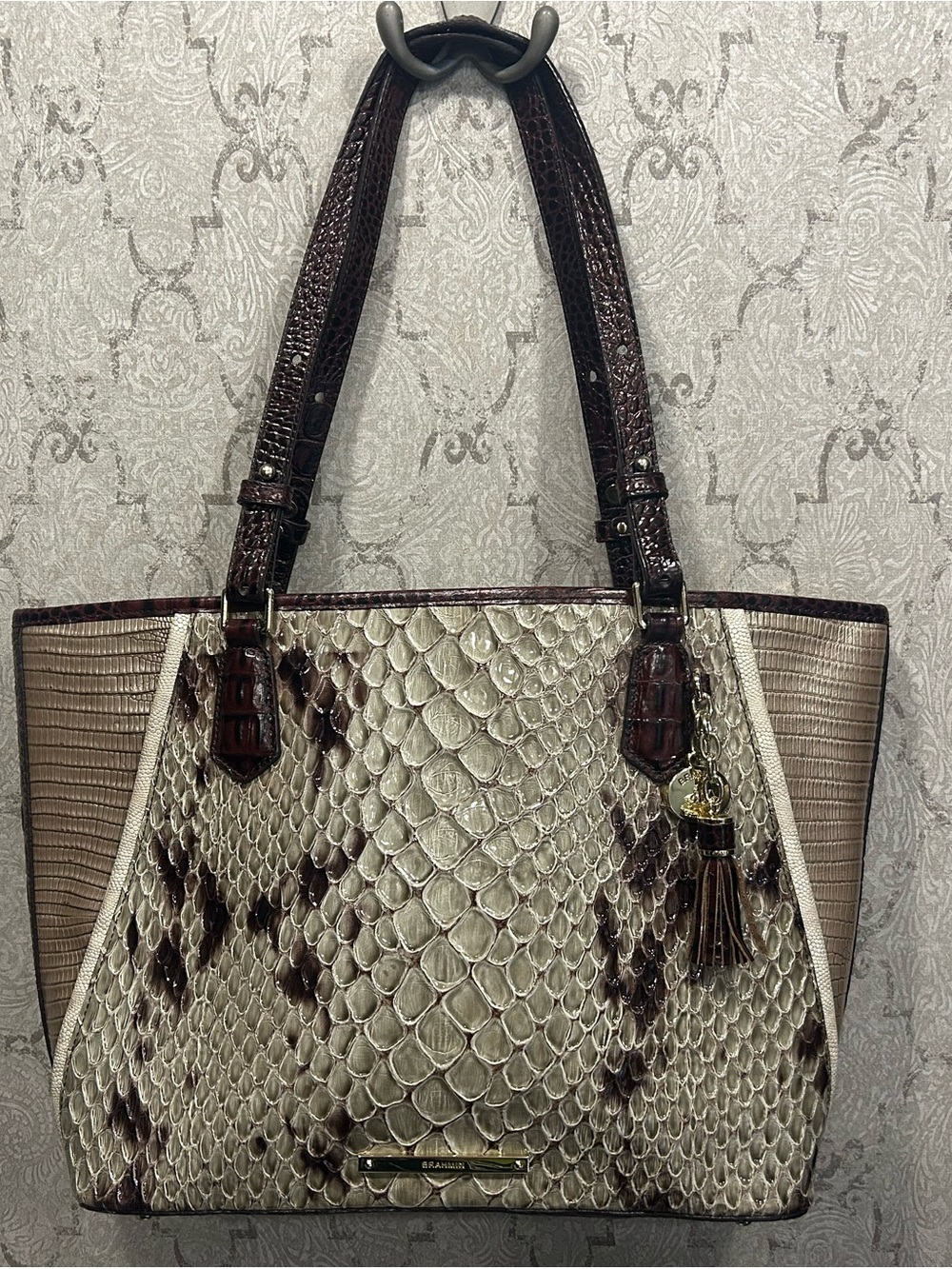 Brahmin ..snake embossed larger medium gorgeous ❣️